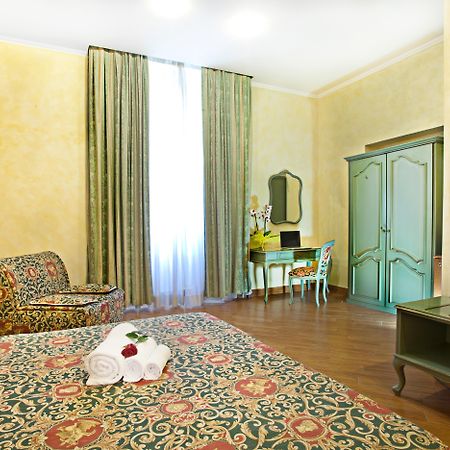 Hotel Augustea Rzym Zewnętrze zdjęcie